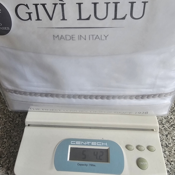 **Givi Lulu King Italian Cotton Percale Pon Pon Sheet Set - Picture 7 of 10